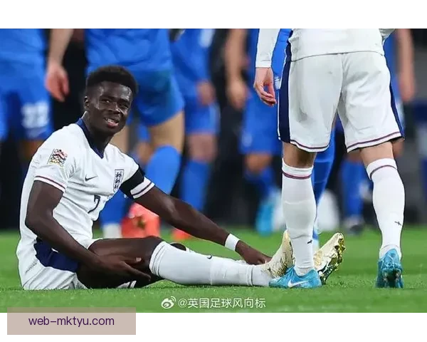 记者萨卡热身伤退马杜埃凯首发